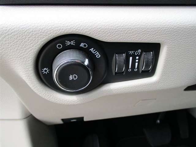 2017 Chrysler Pacifica Touring-L 4dr Mini-Van